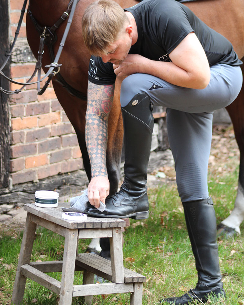 004 004 Dünen-Glanz All- in- One Lederpflege